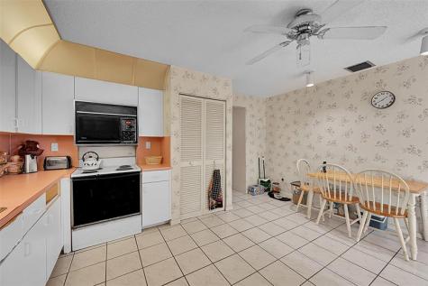 7905 Hibiscus Way Tamarac FL 33321