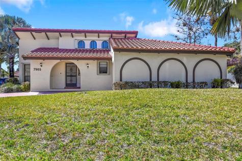 7905 Hibiscus Way Tamarac FL 33321
