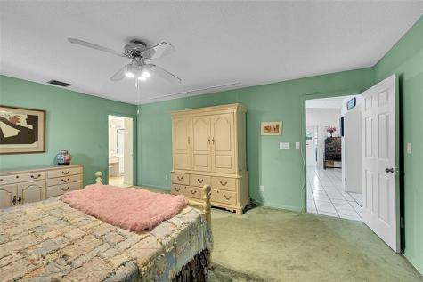 7905 Hibiscus Way Tamarac FL 33321