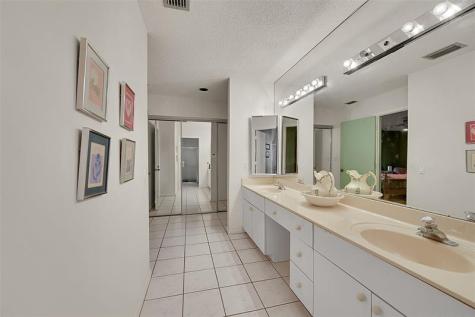 7905 Hibiscus Way Tamarac FL 33321