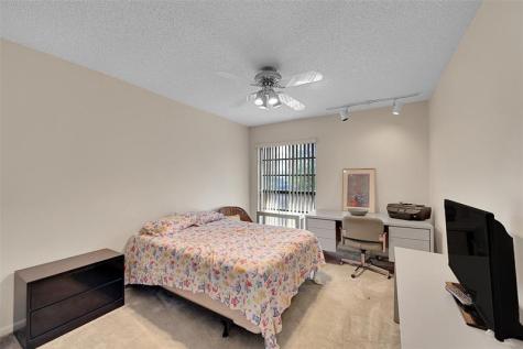 7905 Hibiscus Way Tamarac FL 33321