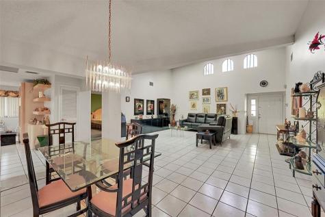 7905 Hibiscus Way Tamarac FL 33321