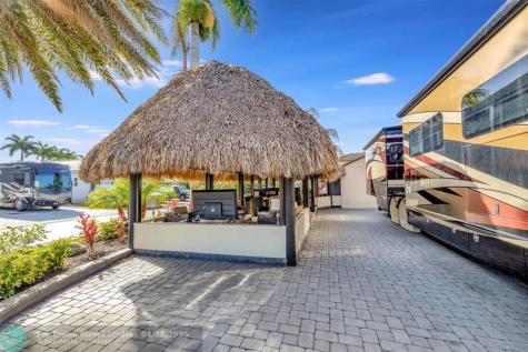 291 N Cortez Drive Margate FL 33068