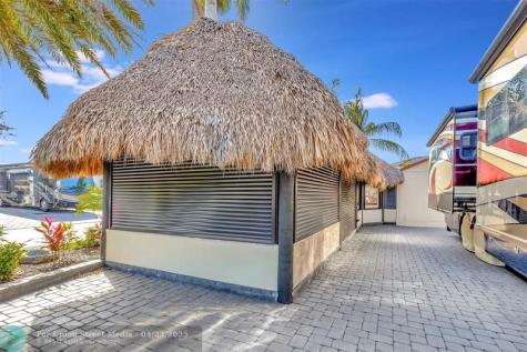 291 N Cortez Drive Margate FL 33068