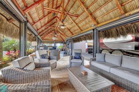 291 N Cortez Drive Margate FL 33068