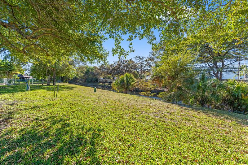 1335 NW 94th Way Coral Springs FL 33071