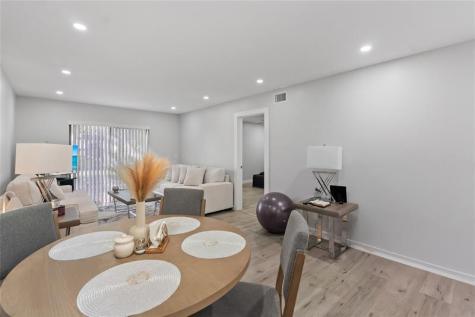 1335 NW 94th Way Coral Springs FL 33071