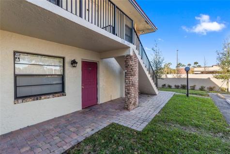 1335 NW 94th Way Coral Springs FL 33071