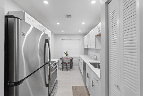 1335 NW 94th Way Coral Springs FL 33071