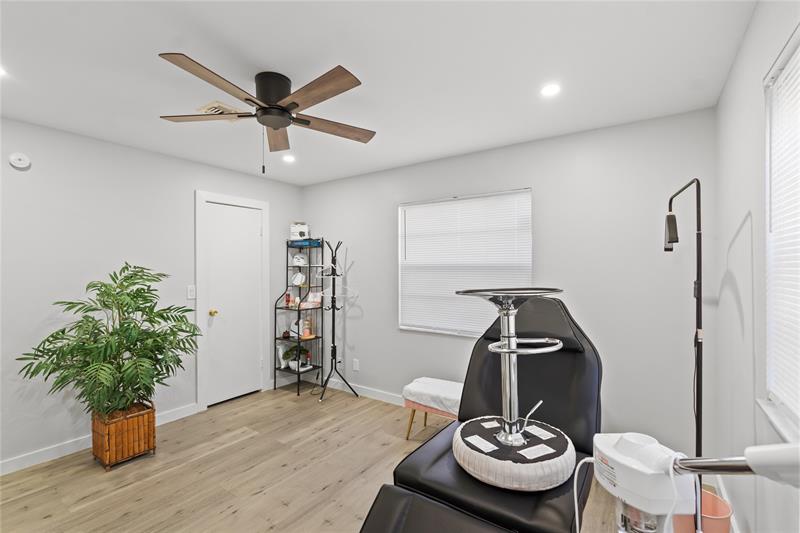 1335 NW 94th Way Coral Springs FL 33071