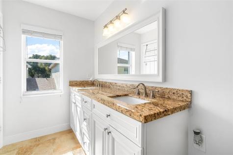 9500 Stanley Lane Tamarac FL 33321