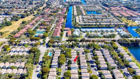 9500 Stanley Lane Tamarac FL 33321