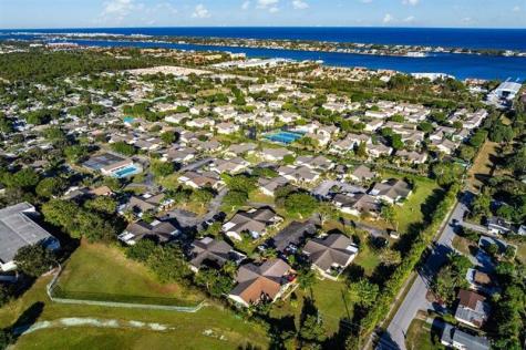 8090 Ambach Way Hypoluxo FL 33462