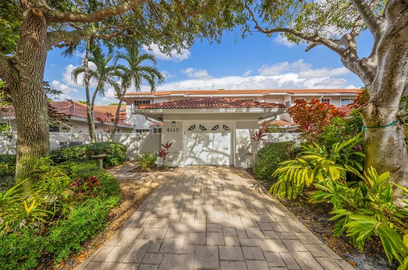 4115 Carriage Drive Pompano Beach FL 33069