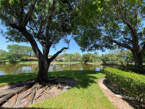 11453 NW 39th Court Coral Springs FL 33065