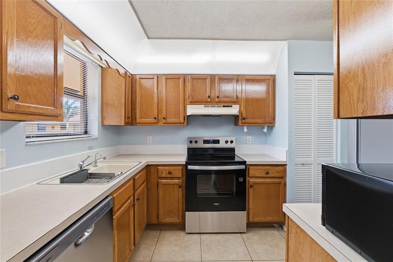 11453 NW 39th Court Coral Springs FL 33065