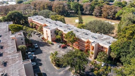 8400 Lagos De Campo Boulevard Tamarac FL 33321