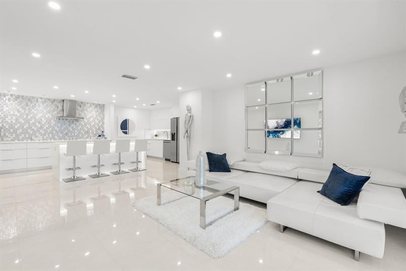 6395 Bay Club Drive Fort Lauderdale FL 33308