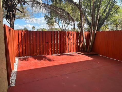 13725 SW 84th Street Miami FL 33183