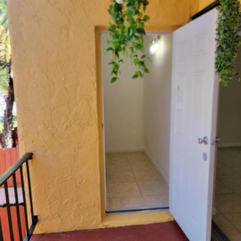 13725 SW 84th Street Miami FL 33183