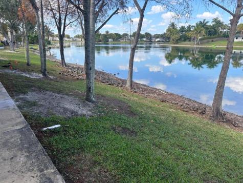 13725 SW 84th Street Miami FL 33183