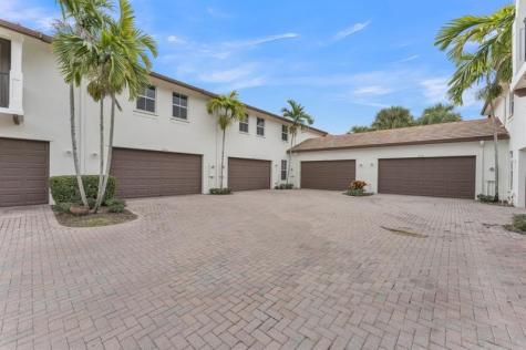 4780 Sierra Lane Coconut Creek FL 33073