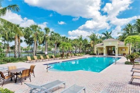 4780 Sierra Lane Coconut Creek FL 33073