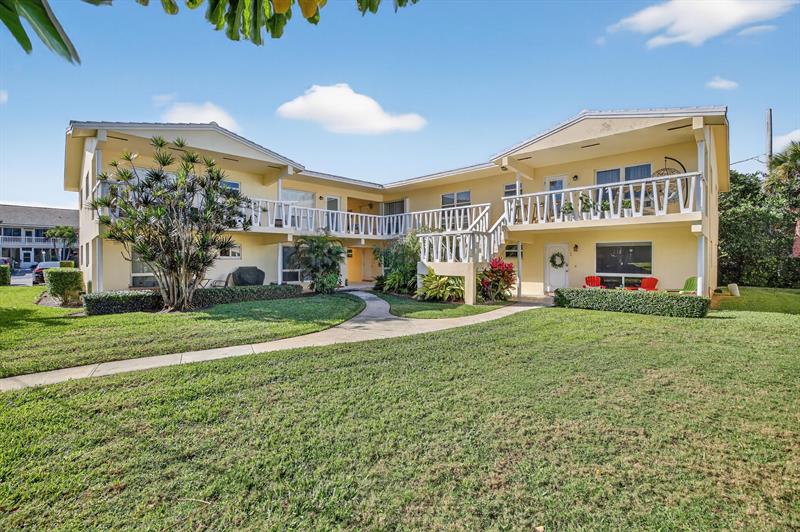 2755 NE 28th Avenue Lighthouse Point FL 33064