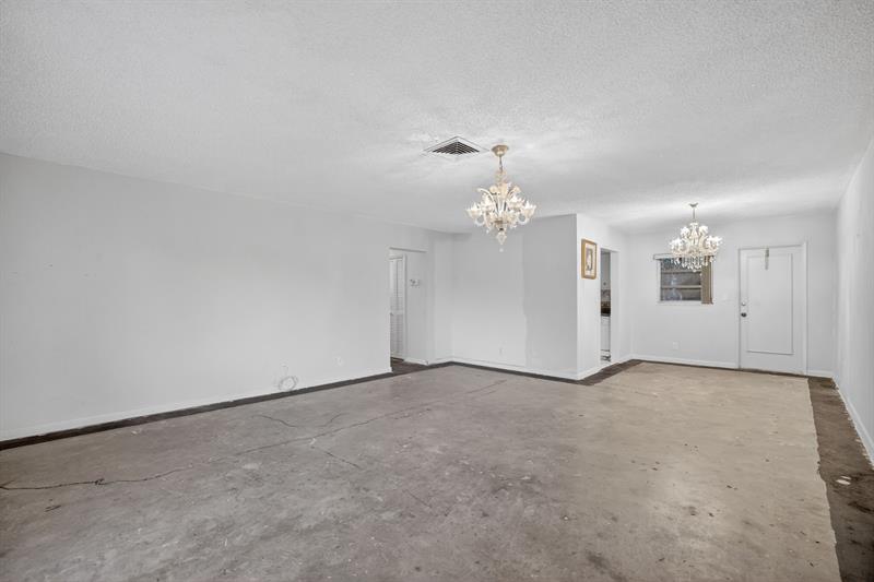 2755 NE 28th Avenue Lighthouse Point FL 33064