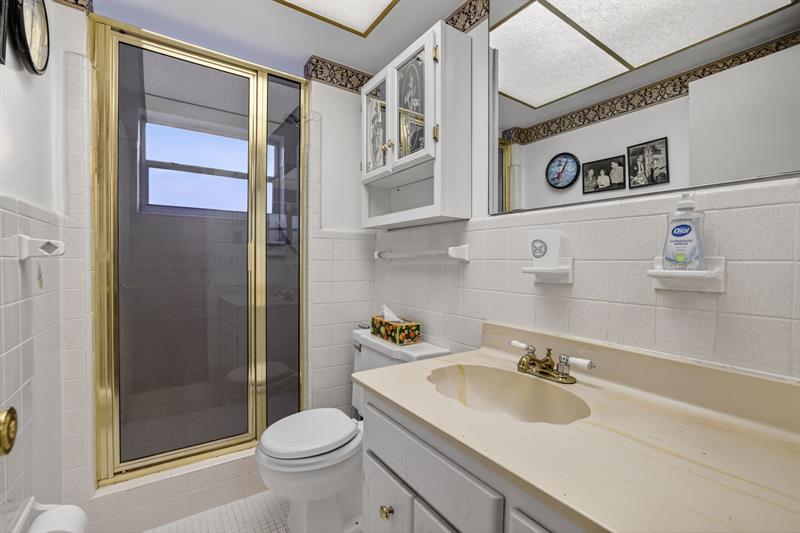 2755 NE 28th Avenue Lighthouse Point FL 33064