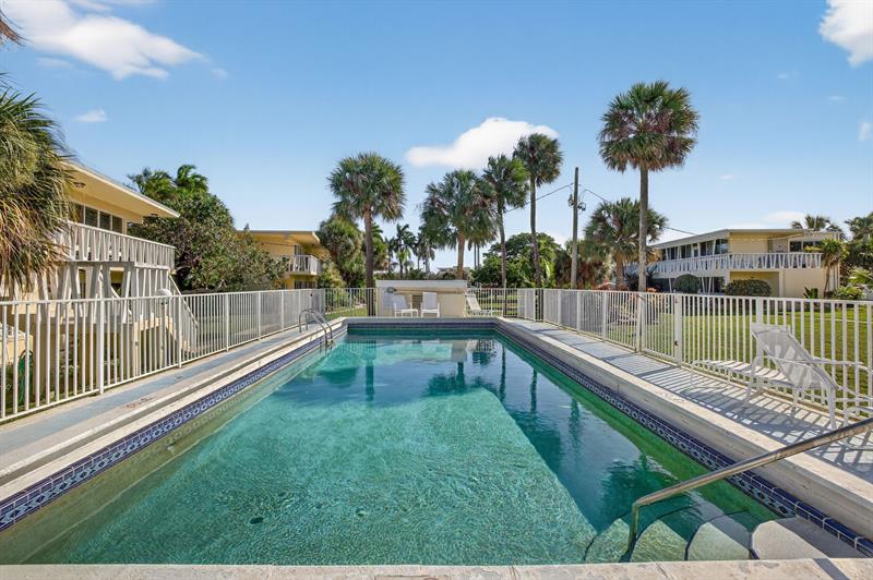 2755 NE 28th Avenue Lighthouse Point FL 33064