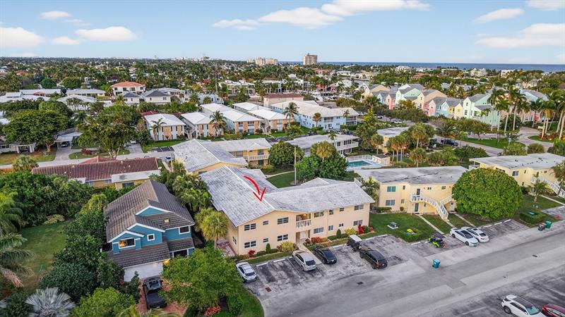 2755 NE 28th Avenue Lighthouse Point FL 33064