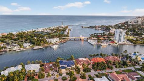 2755 NE 28th Avenue Lighthouse Point FL 33064