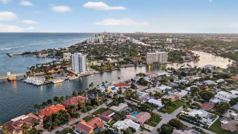 2755 NE 28th Avenue Lighthouse Point FL 33064
