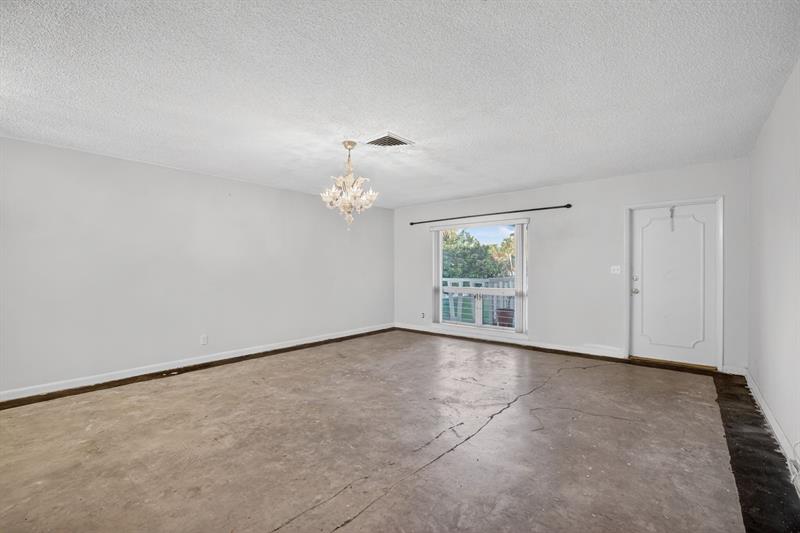 2755 NE 28th Avenue Lighthouse Point FL 33064