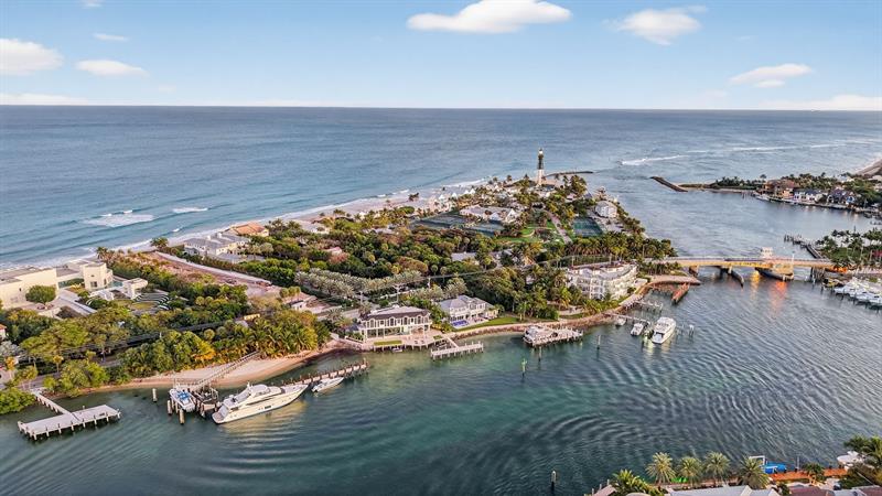 2755 NE 28th Avenue Lighthouse Point FL 33064