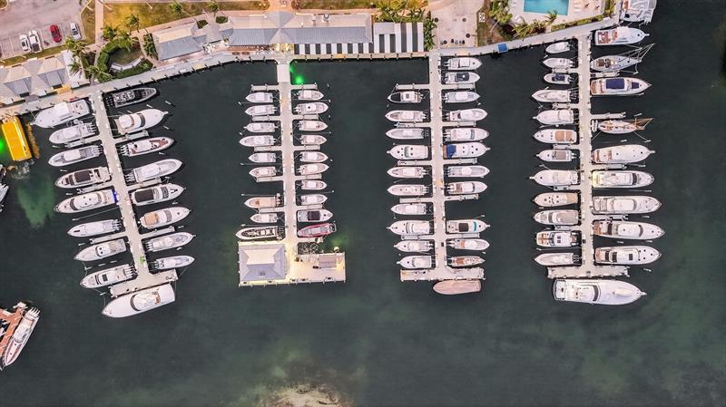 2755 NE 28th Avenue Lighthouse Point FL 33064