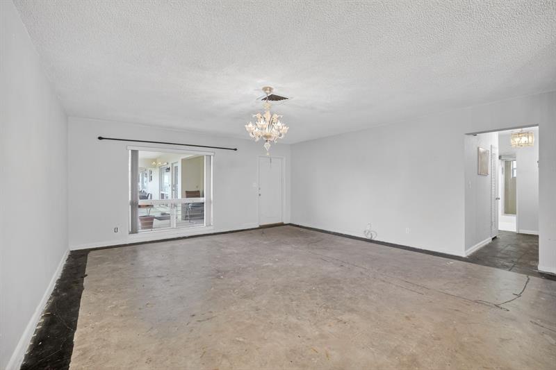 2755 NE 28th Avenue Lighthouse Point FL 33064