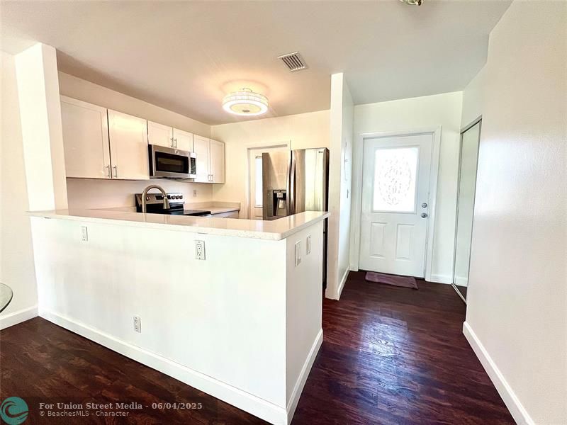5001 W Oakland Park Boulevard Lauderdale Lakes FL 33313