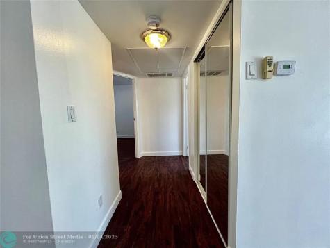 5001 W Oakland Park Boulevard Lauderdale Lakes FL 33313