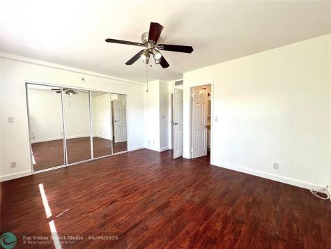 5001 W Oakland Park Boulevard Lauderdale Lakes FL 33313