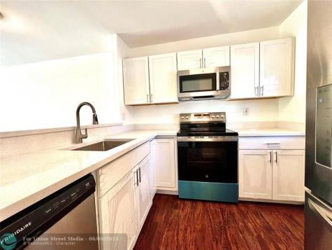 5001 W Oakland Park Boulevard Lauderdale Lakes FL 33313