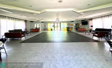 5001 W Oakland Park Boulevard Lauderdale Lakes FL 33313