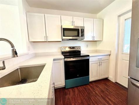 5001 W Oakland Park Boulevard Lauderdale Lakes FL 33313