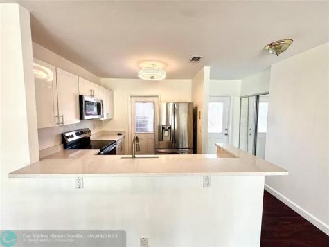 5001 W Oakland Park Boulevard Lauderdale Lakes FL 33313