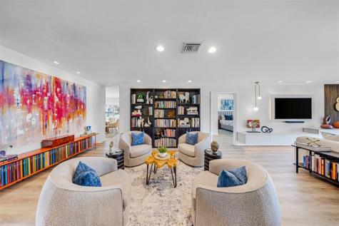 3651 Oaks Clubhouse Drive Pompano Beach FL 33069