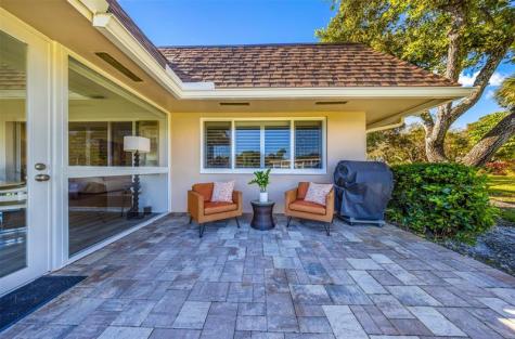 3651 Oaks Clubhouse Drive Pompano Beach FL 33069