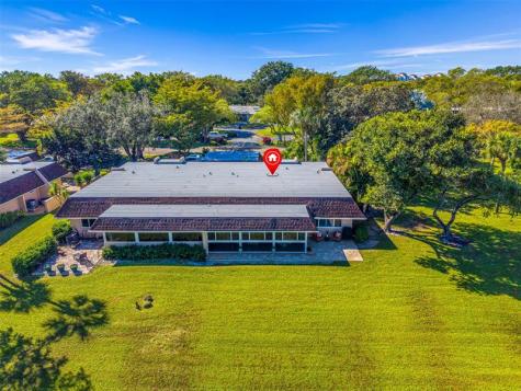 3651 Oaks Clubhouse Drive Pompano Beach FL 33069
