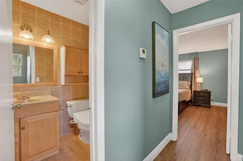 2124 NE 9th Avenue Wilton Manors FL 33305