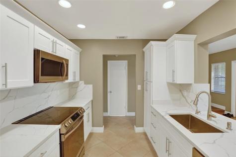 2124 NE 9th Avenue Wilton Manors FL 33305